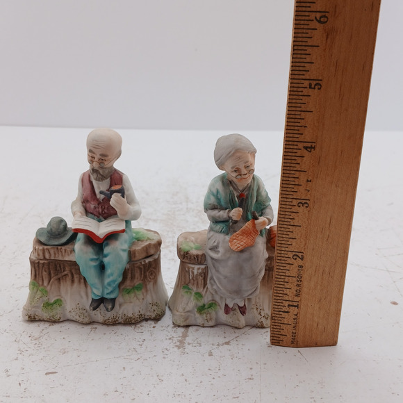 VTG Norleans Japan Old Couple Box Figurines – Grandpa Reading & Grandma Knitting - Picture 9 of 9